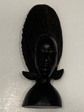 VTG Tanganyika Statue Hand Carved Tanganyika/Tanzania  Wood 4-3/4" Woman